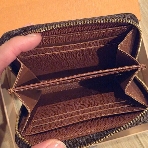 Louis Vuitton - Zippy Coin Purse - Authentic, Like New Condition - Picture 2 of 6